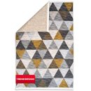 Produktaufnahme des heySimeon Teppichs in der Farbe Kobe mit stilvollem Muster in Hellgrau